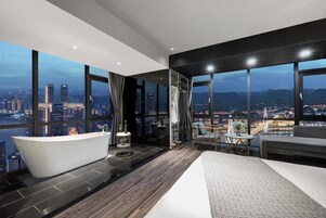 Doppia Romantica, vista fiume | Biancheria da letto di alta qualità, con stile personalizzato