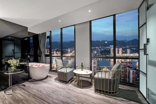 Superior Double Room, River View | Premium bedding, individually decorated, individually furnished, desk
