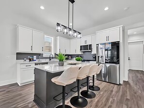 Fridge, microwave, oven, stovetop - New Owner Specials! Private Saltwater Pool, Steps to Beach (Panama City)