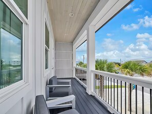 Terrace/patio - New Owner Specials! Private Saltwater Pool, Steps to Beach, PCB Holidays!! (Panama City)