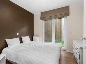 Internet - Spacious ground floor apartment for family (Blankenberge)