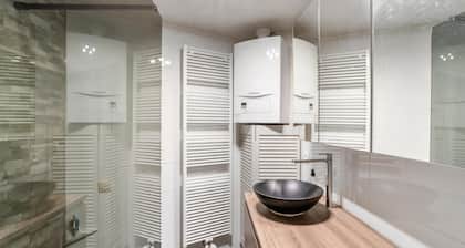 Ideal holiday home with garage