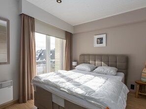 2 sovrum, strykjärn/strykbräda och internet