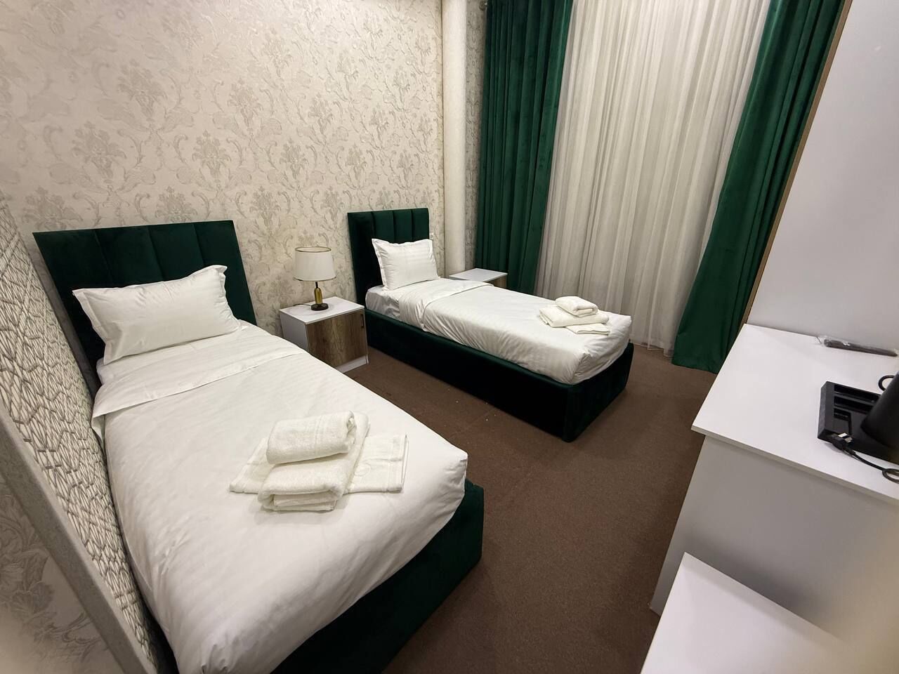 Free WiFi, bed sheets