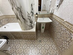 Classic Triple Room | Bathroom | Shower, free toiletries, hair dryer, slippers - Velvet Hotel  (Tashkent)