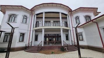 บริเวณภายนอก