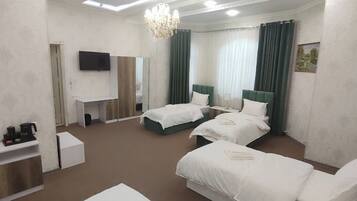 Free WiFi, bed sheets