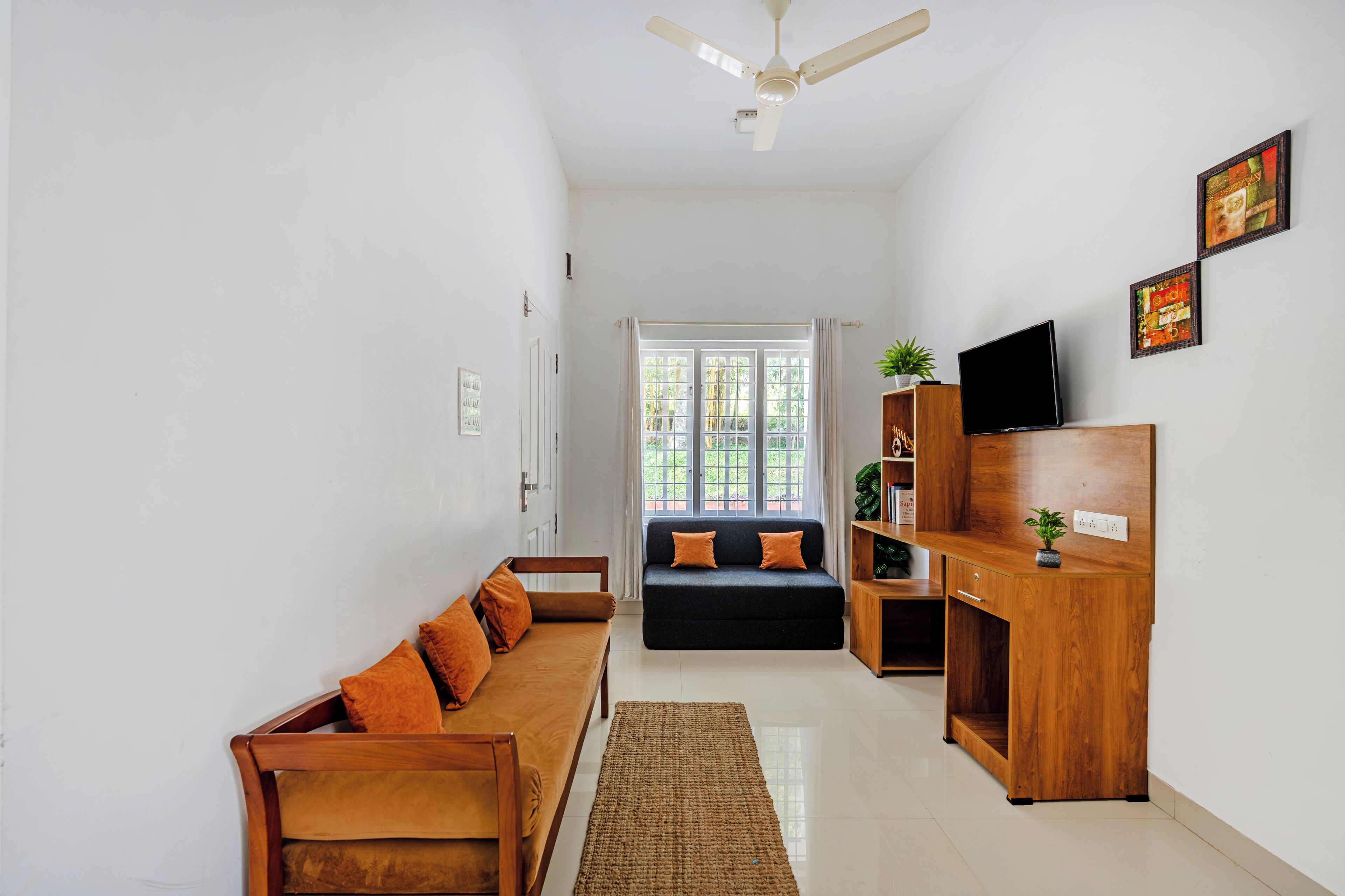 Comfort Villa, Balcony, Garden View | In-room safe, iron/ironing board, free WiFi