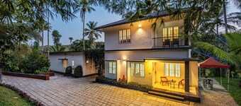 เอ็กซ์ซูเบอแรนซ์ สเตย์ส