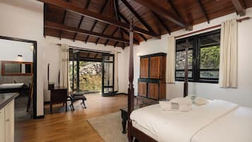 3 quartos, escrivaninha, Wi-Fi de cortesia, roupa de cama