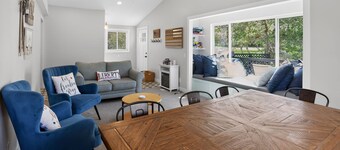 Spacious 5-Bed Family Retreat in Layton