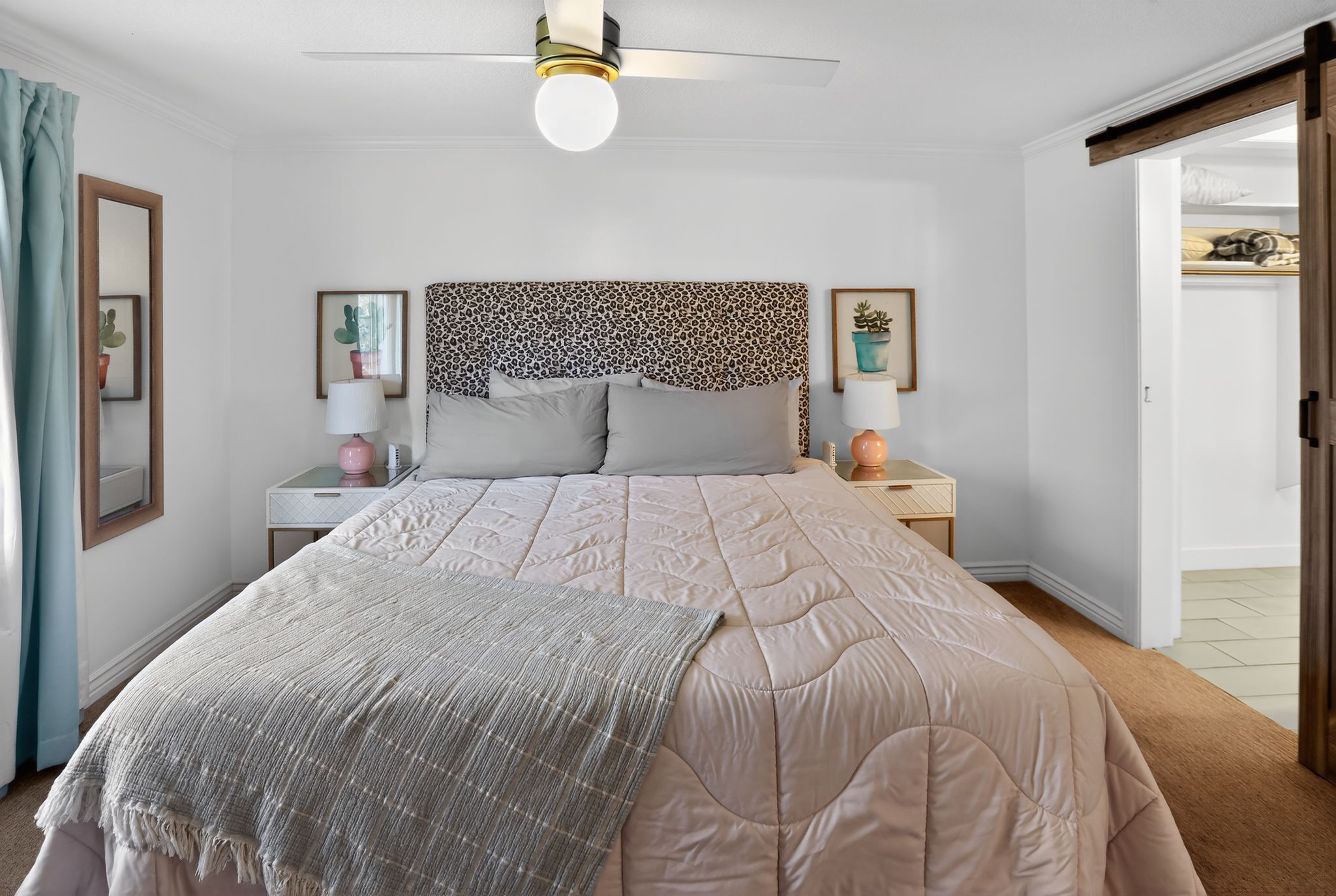 5 bedrooms, WiFi, bed sheets