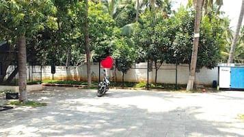 Số chỗ đậu xe có hạn