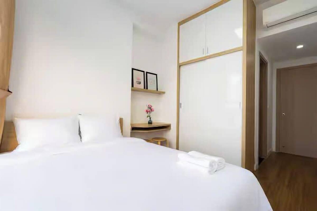 Presidential Suite, 2 Bedrooms, Club Lounge Access, City View | Egyptian cotton sheets, premium bedding, down comforters