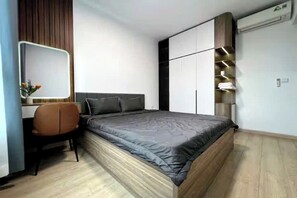 Presidential-Zimmer, 2 Schlafzimmer, Zutritt zur Club Lounge, Stadtblick | Bettwäsche aus ägyptischer Baumwolle, hochwertige Bettwaren