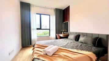 Presidential Room, 2 Bedrooms, Club lounge access, City View | View from room