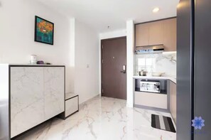 Phòng Suite Presidential, 2 phòng ngủ, quyền sử dụng Club Lounge, quang cảnh thành phố | Bếp riêng | Tủ lạnh, lò vi sóng, lò nướng, bếp nấu 