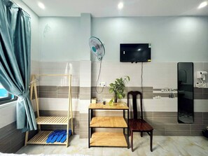 مكواة/لوح كي وواي فاي مجانًا