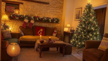 Villa, 3 Bedrooms, Balcony | Living room