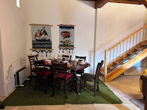 Villa, 3 Bedrooms, Balcony | Dining - Charming 3-bedroom Cottage in Heart of Vasa Koilaniou (Vasa)