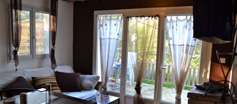 Apartment 'Rez-de-villa Taglio-Isolaccio' with Mountain View, Wi-Fi and Air Conditioning