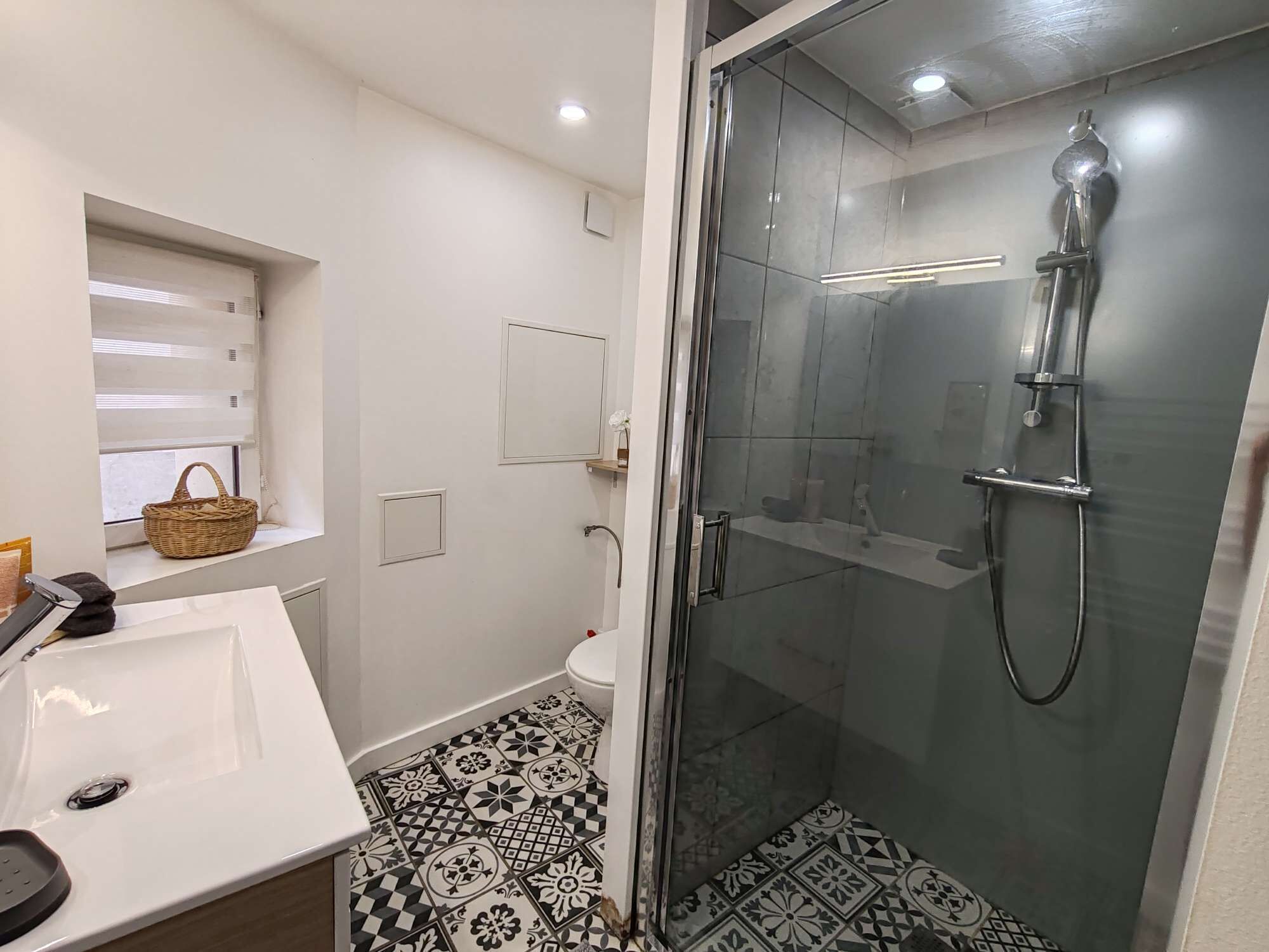Een douche, een haardroger