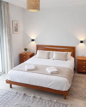 1 bedroom, in-room safe, iron/ironing board, free WiFi