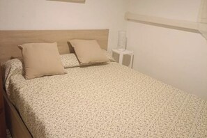 Room - 🌴 Cocooning Holiday Home - Sunny & Ideally Placed! ☀️🏖️ (Valras-Plage)