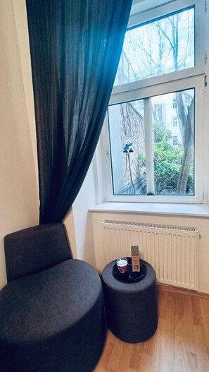 Apartamento básico | Vista do quarto