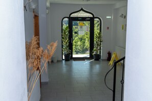 Nội thất lối vào