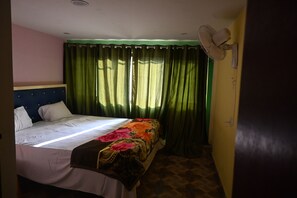 9 chambres, Wi-Fi