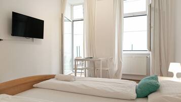 Basic Apartment | Iron/ironing board, free WiFi