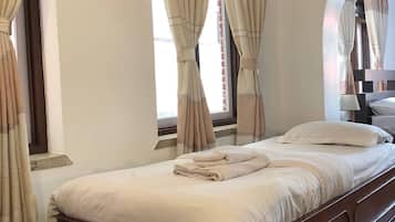 Studio, 1 Bedroom, Balcony | 1 bedroom