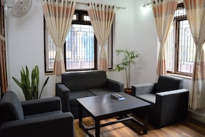 Living room - Kathmandu Apartment 1bhk Thamel 5 min Walk 0 Floor (Kathmandu)