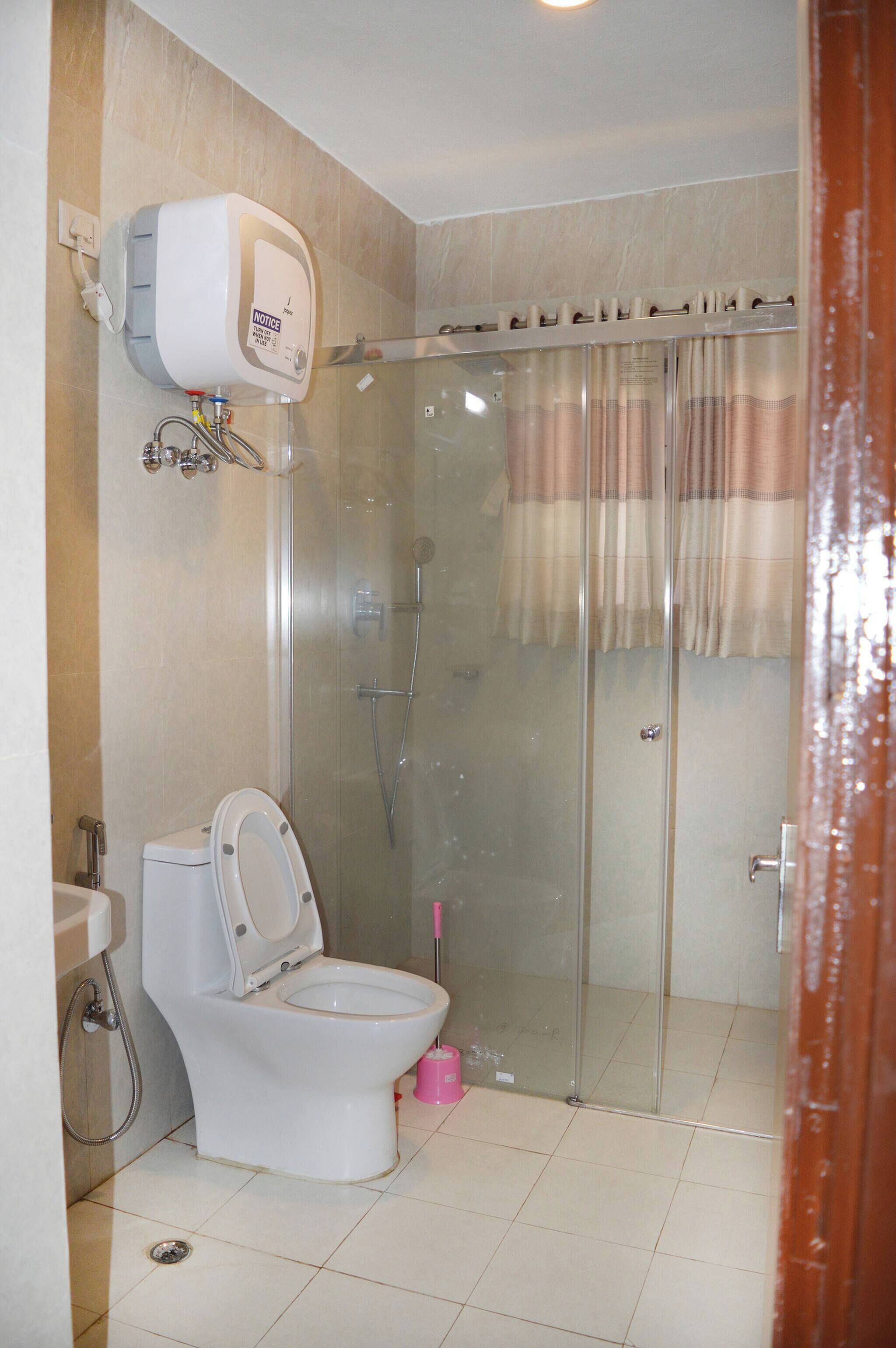 Apartment, 1 Bedroom, Accessible | Bathroom