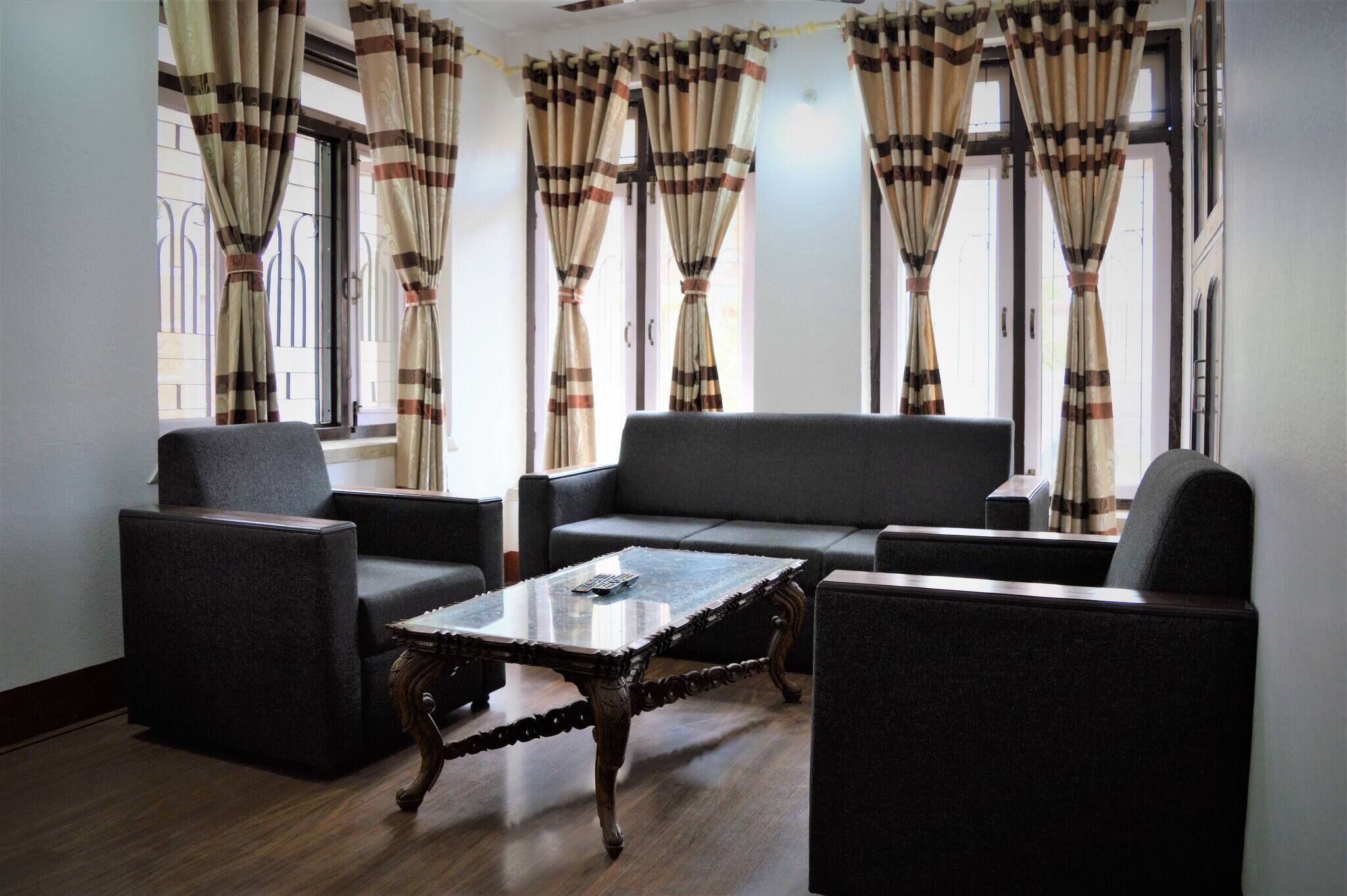 Apartment, 1 Schlafzimmer, Raucher, Balkon | Wohnzimmer