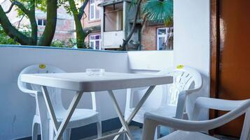 Apartment, 2 Bedrooms, Smoking, Balcony | Balcony