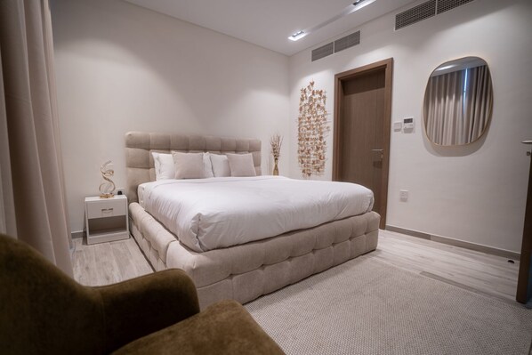 Luksus-hus - balkon - havudsigt | Egyptiske bomuldslagner, premium-sengetøj, pengeskab på værelset