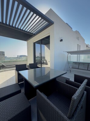 Rooftop terrace - Luxury townhouse in Al Danah Bay (Ras Al Khaimah)