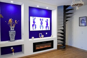 Interior - La Majorelle du Palais des Papes (Duplex Terrace overlooking the Palais des Papes + air conditioning) (Avignon)