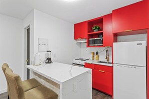 Micro-ondas, fogão, cooktop