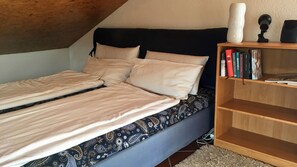 1 camera, Wi-Fi, lenzuola