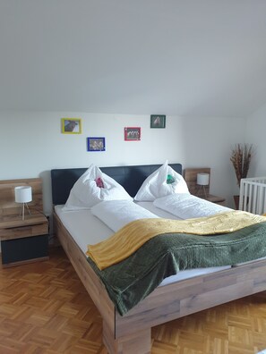 Internet, bed sheets - Large vacation apartment at the foot of the South Styrian Wine Route (Gamlitz)