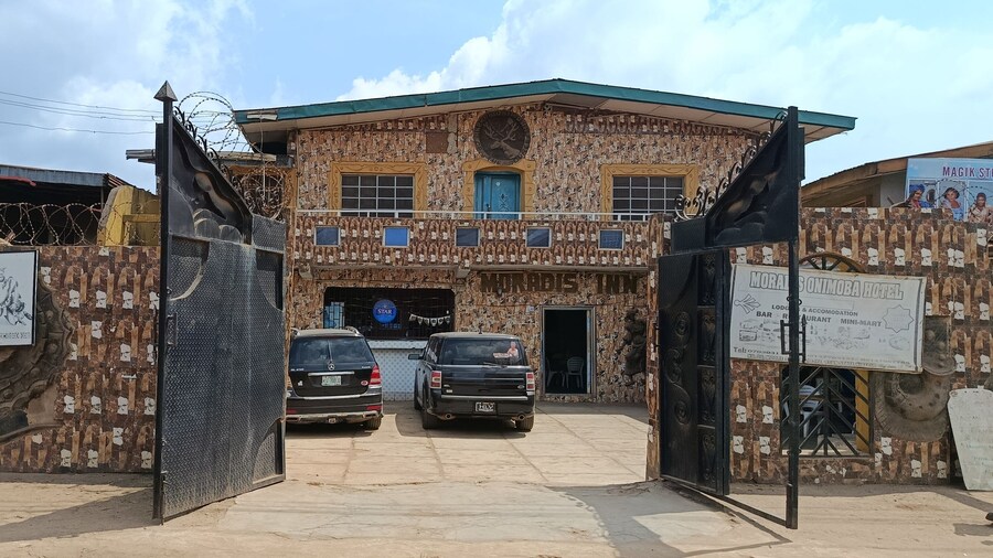Moradis Onimoba Hotel