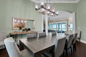 تناول الطعام