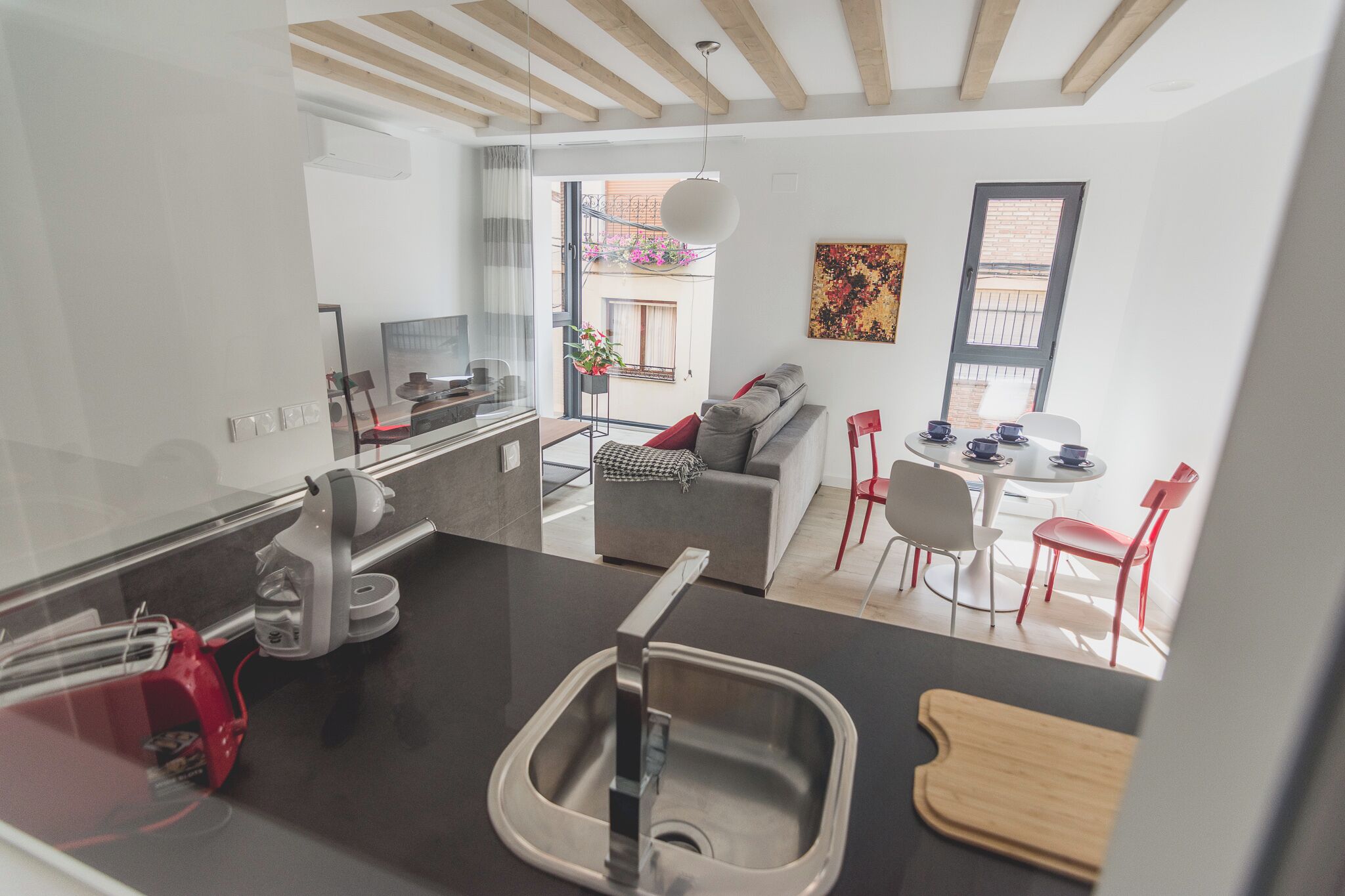 Comfort Apartment, City View | Street view