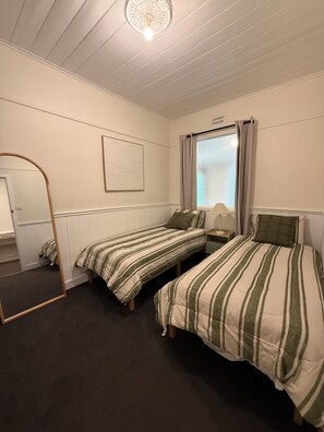 Basic-Zweibettzimmer