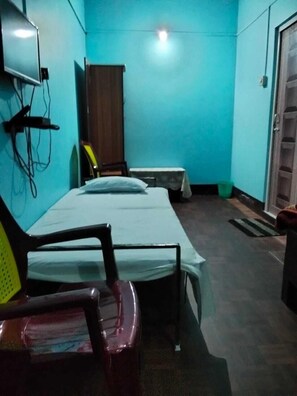 Bureau, espace de travail pour ordinateur portable