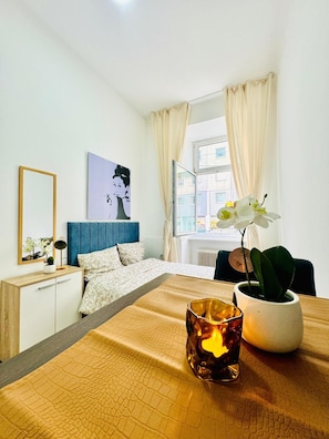 Basic-Apartment | Bügeleisen/Bügelbrett