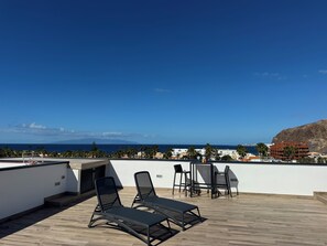 Terrace/patio - Villa Mirlo Seaview - Holiday home with a great view (Palm-Mar)